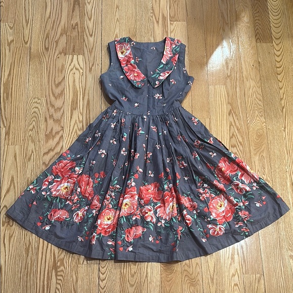 Handmade Vintage-Inspired Dress Size M - Picture 2 of 7